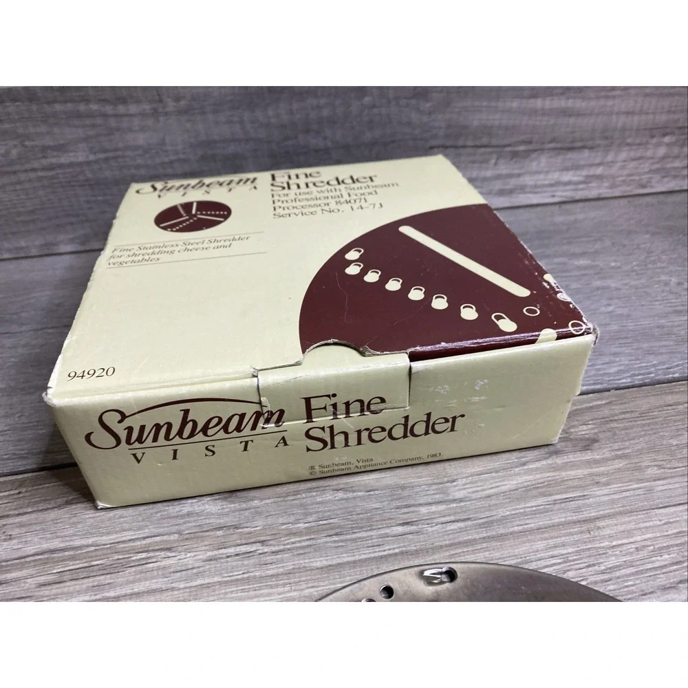 SUNBEAM VISTA FOOD PROCESSOR SHREDDER, CUTTER, &‎ BLADES MODEL 84071